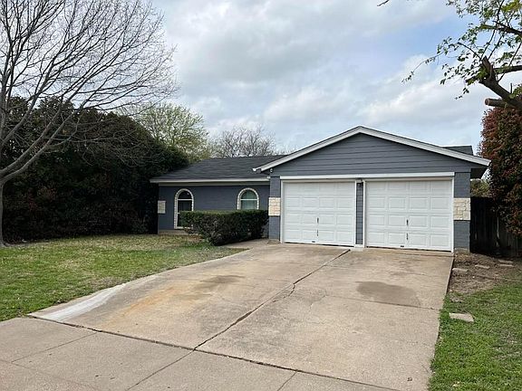 2nd image of 5729 Macneill Dr