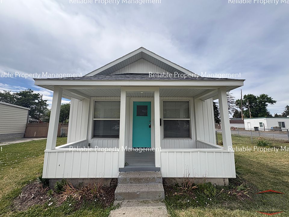 1st image of 489 N Broadway St