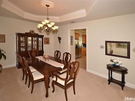 5th image of 3406 Thornhill Dr