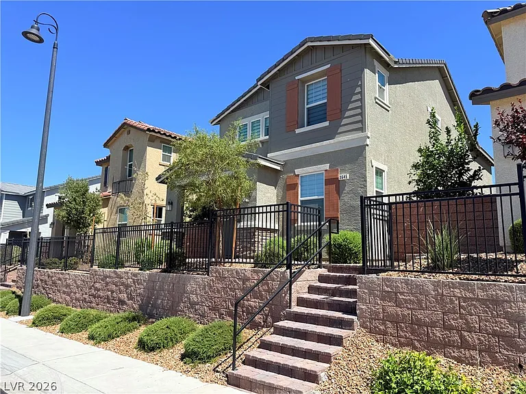 3645 Portici Ln — Photo 36