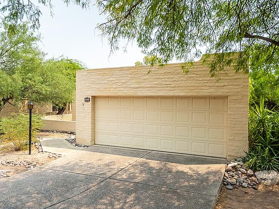 2nd image of 5460 N Paseo Sonoyta