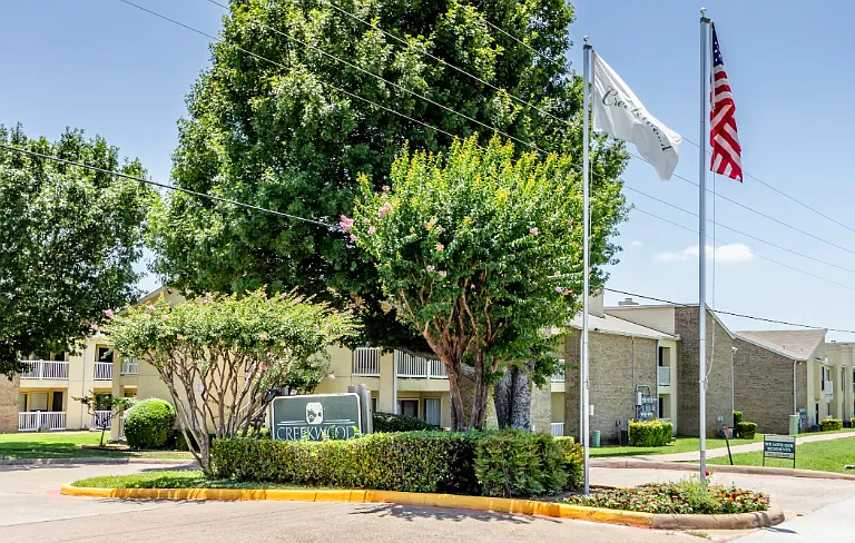 Your Dream Home Awaits! — Photo 10