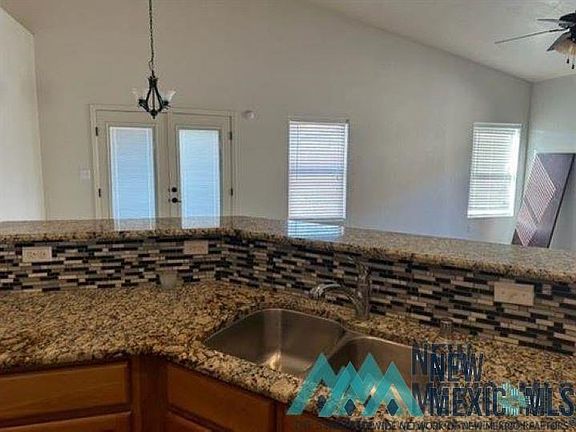 5th image of 1821 Lanette Dr