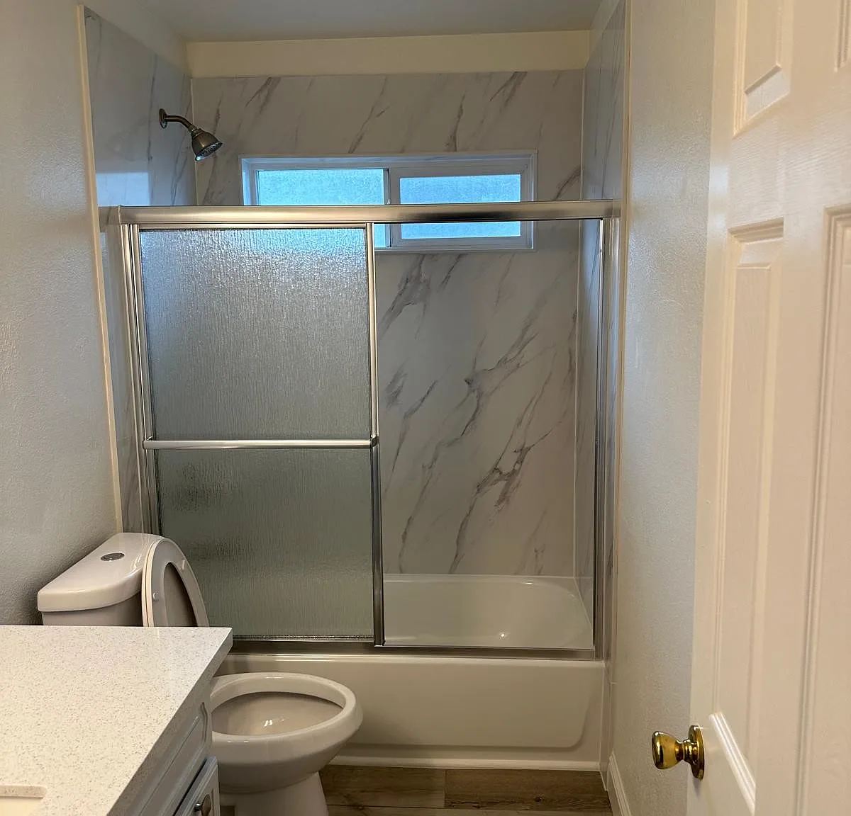 3 bed, 1125 sqft, $2,495 — Photo 4