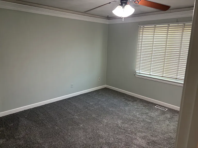2241 Greenwell Rd — Photo 11