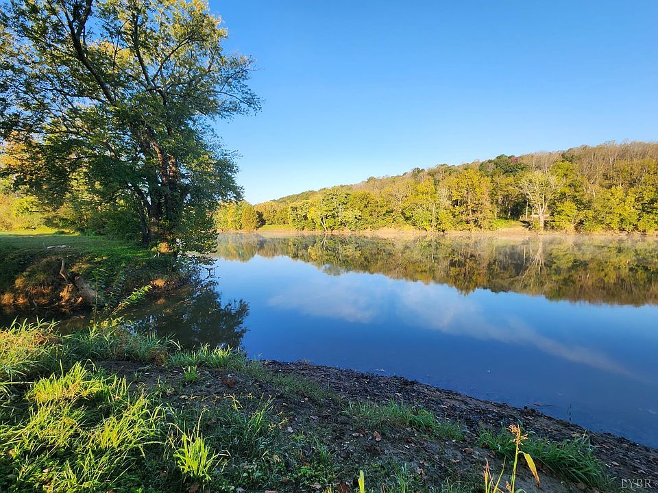 1st image of 643 River Bottom Ln