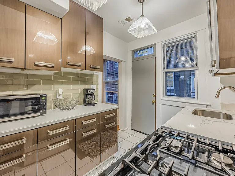 1313 Florida Ave NE — Photo 15