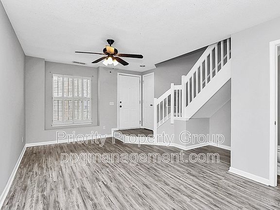 5th image of 9365 Glenwater Dr #1