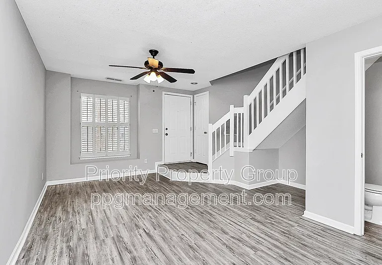 9365 Glenwater Dr #1 — Photo 5