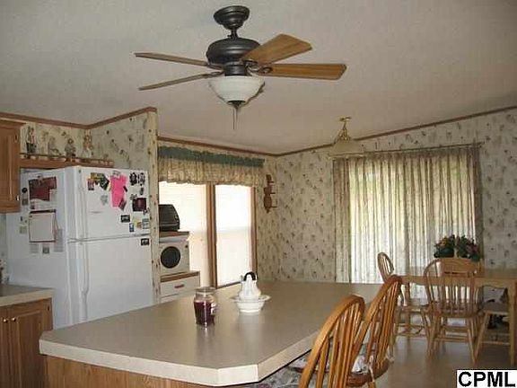 4th image of 88 Country View Est