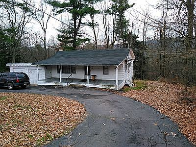 2nd image of 622 Red Ridge Rd