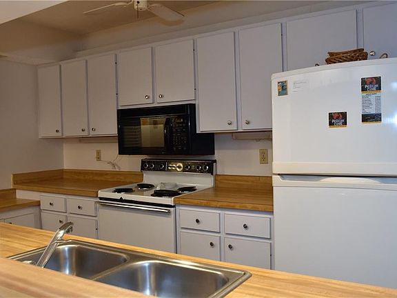 2nd image of 1608 Bayhouse Point Dr APT Gl402