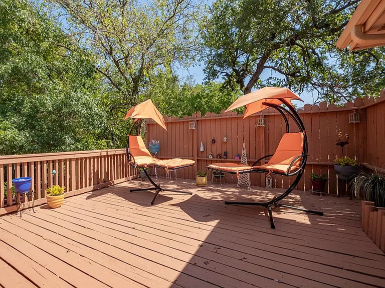 408 Heritage Trl — Photo 11