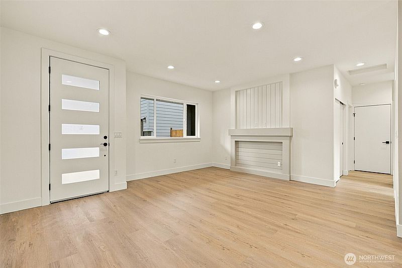 3rd image of 5513 Fleming Street #C
