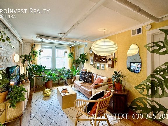 4th image of 3111 N Clifton Ave #G