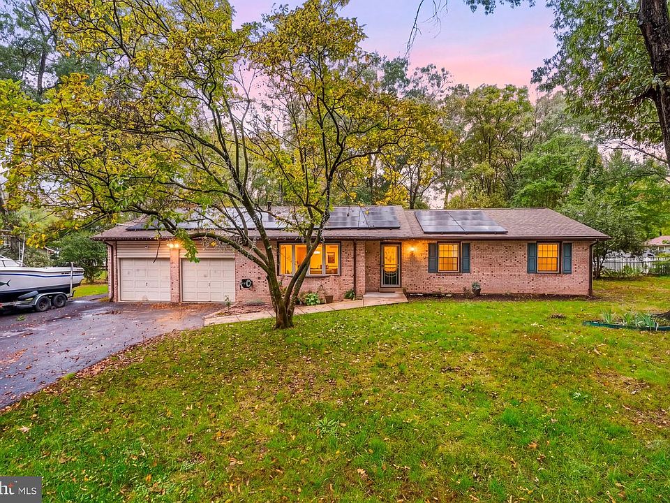 1st image of 3711 Joy Ln
