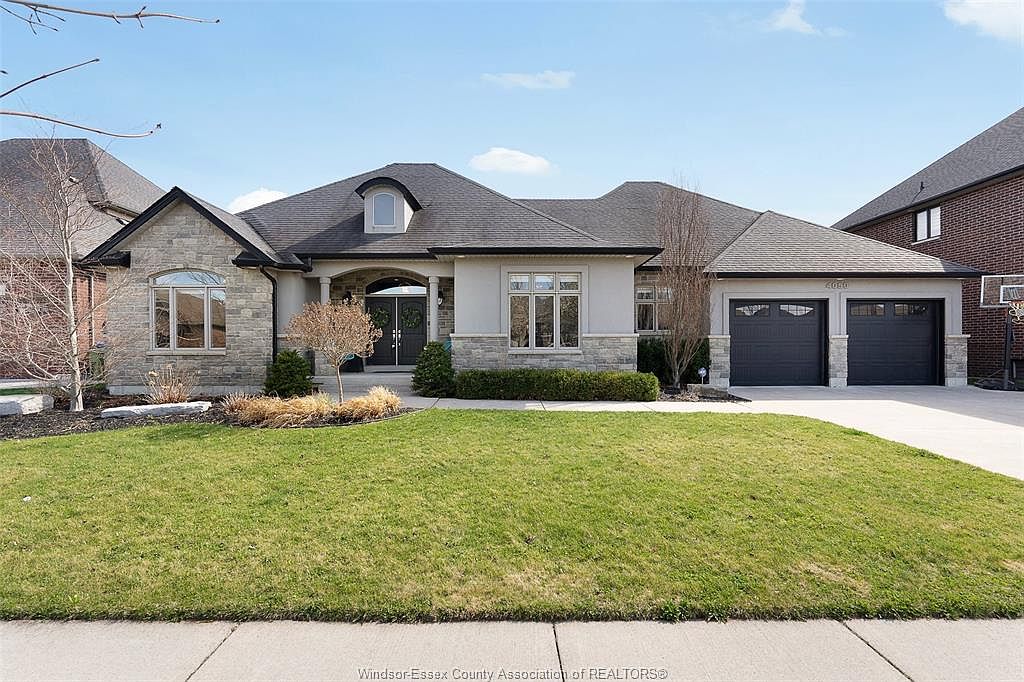 4050 Saint Francis Cres
