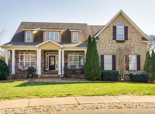 1049 Auldridge Dr, Spring Hill, TN 37174
