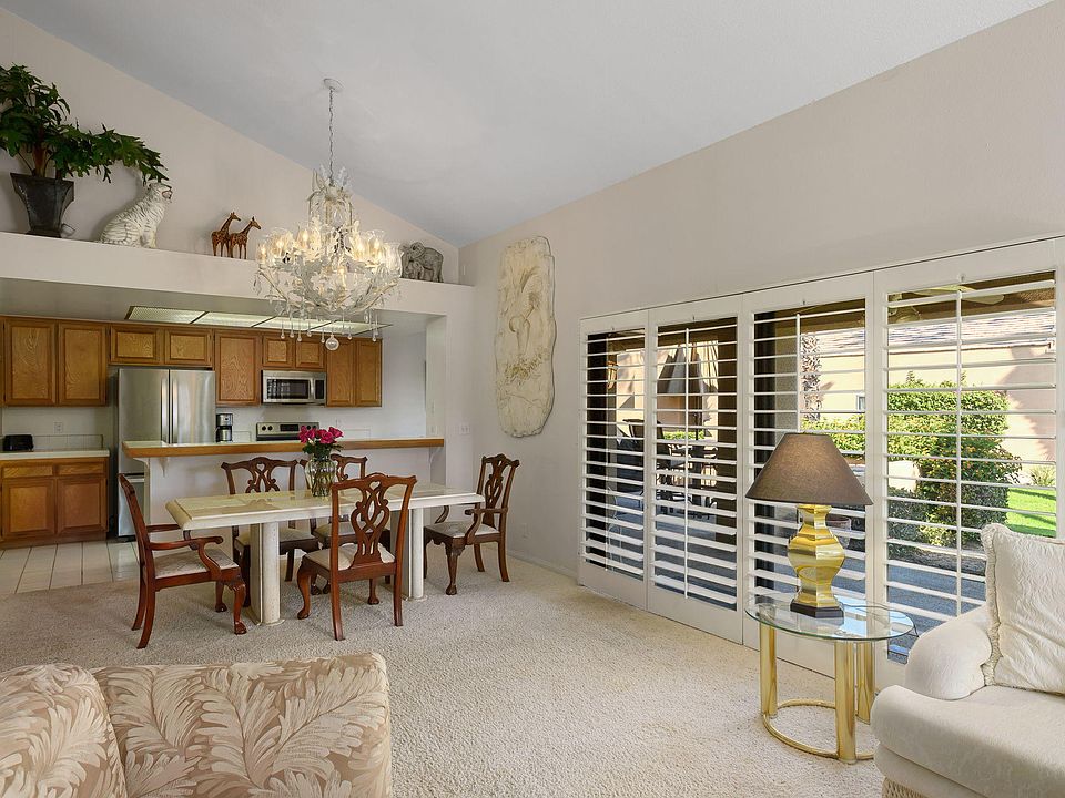2nd image of 73464 Mariposa Dr