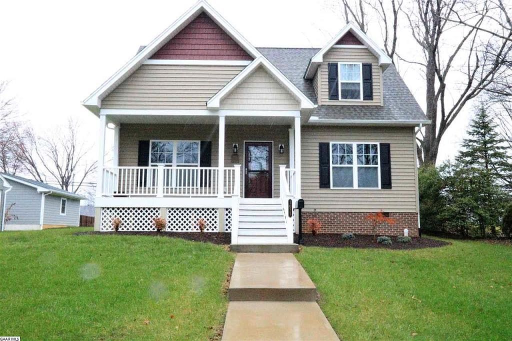 1035 Woodrow Ave, Waynesboro, VA 22980 Zillow