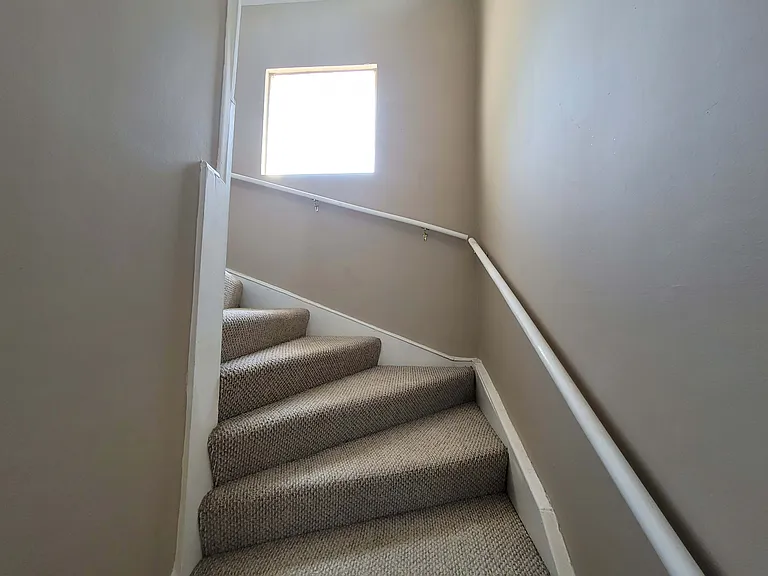 2246 W Belden Ave — Photo 18