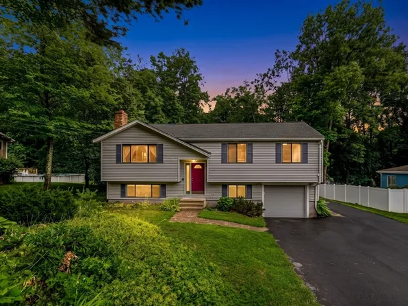 69 Lake St, Shrewsbury, MA 01545