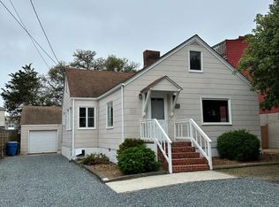 3769 Surry Rd, Virginia Beach, VA 23455