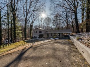 916 Beechwood Dr, Bristol, TN 37620