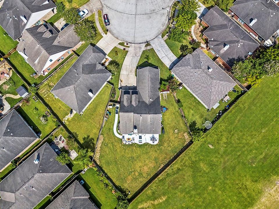 1st image of 4059 Bentwood Dr