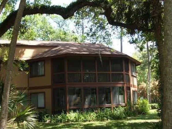 6 Greenbriar Ct, Palm Coast, FL 32137