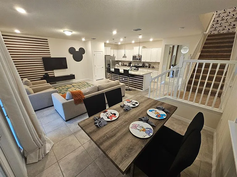 3942 Lana Ave — Photo 6