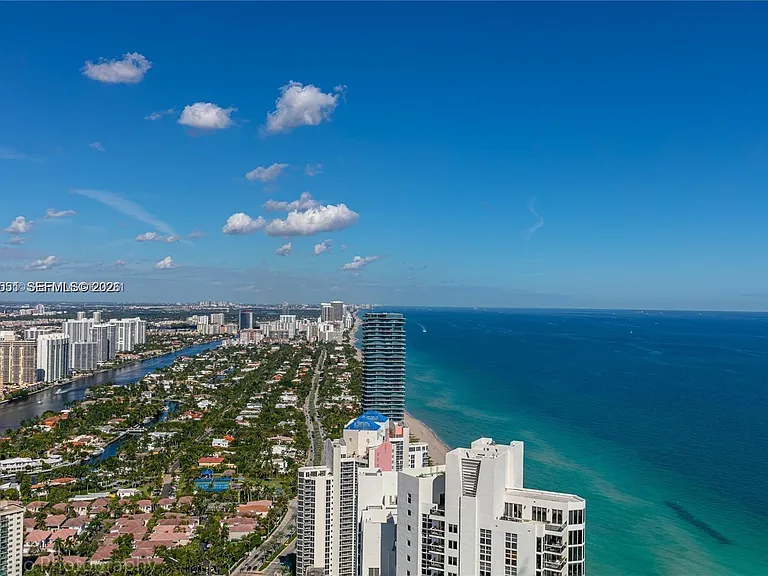 18975 Collins Ave #4705 — Photo 4