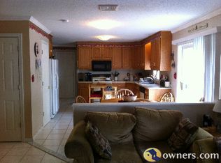 15 Inwood Ln, Farmington, CT 06032