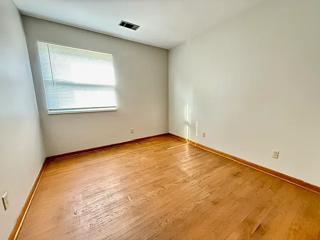1071 W Main St #1071 — Photo 6