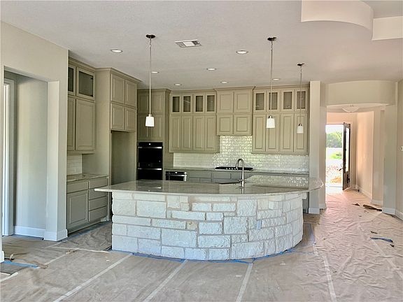 2nd image of 508 Lodge Ct