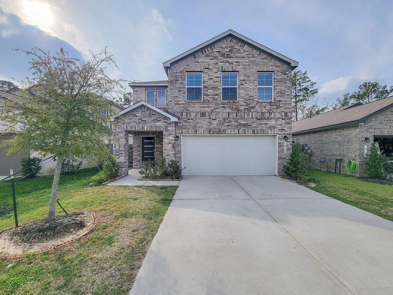 5 bed, 2517 sqft, $2,250 — Photo 2