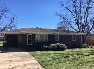146 Pecan Dr, Hartwell, GA 30643