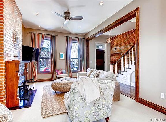 5th image of 2452 Glenarm Pl