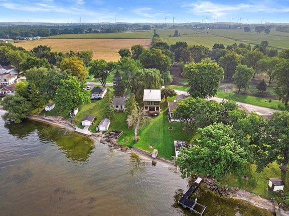 3rd image of 10198-N10198 Gulig Rd