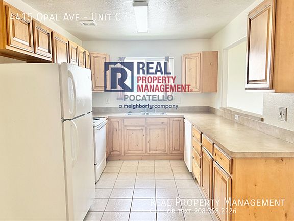 3rd image of 4415 Opal Ave APT C