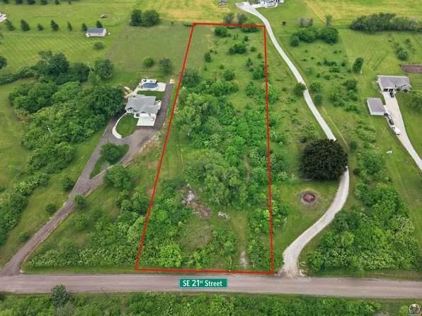 0 SE 21st St, Tecumseh, KS 66542