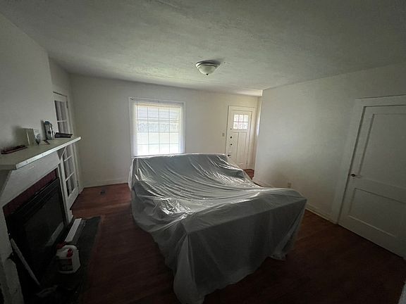 4th image of 1225 N Stevens St