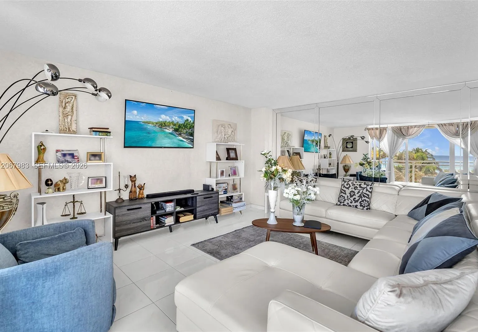 Parker Plaza Condo Estate — Photo 3