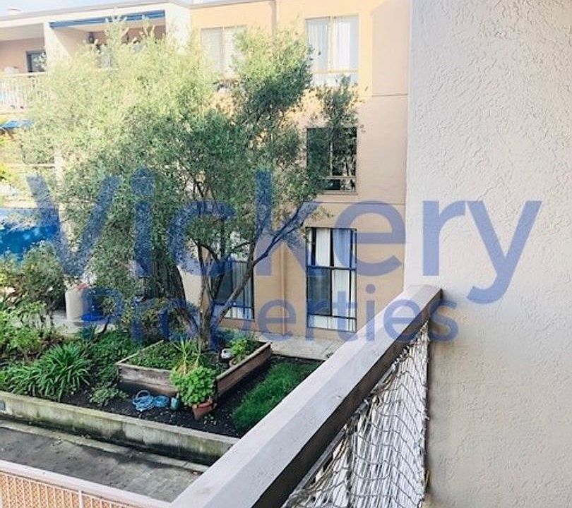 1st image of 430 N Civic Dr APT 405