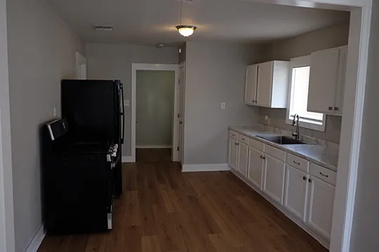 3 bed, 965 sqft, $1,650 — Photo 4