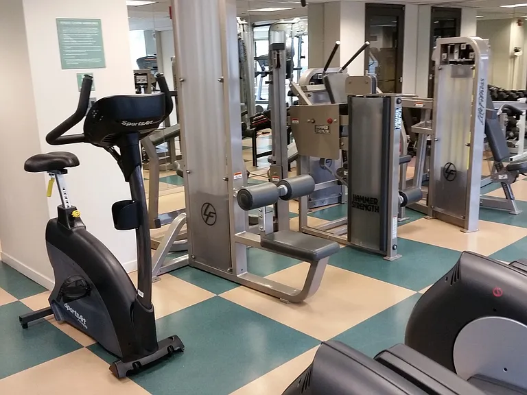 400 N La Salle Dr #2107 — Photo 22
