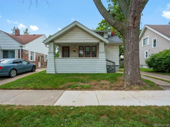 816 Pearson St, Ferndale, MI 48220