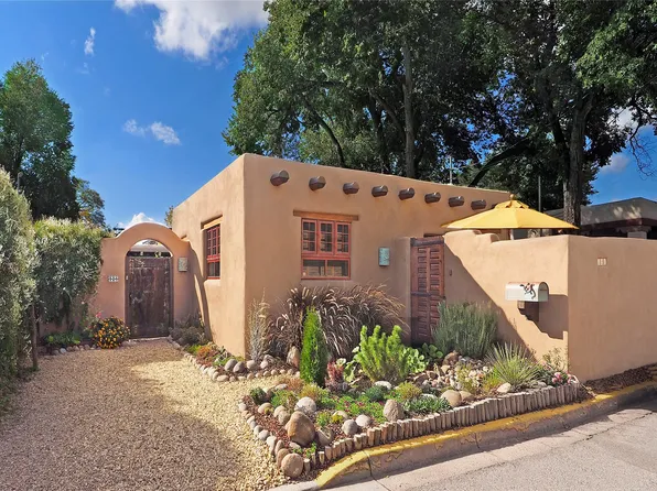 126 Duran St, Santa Fe, NM 87501