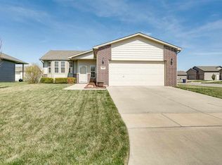 1551 N Thoroughbred Ct, Wichita, KS 67235