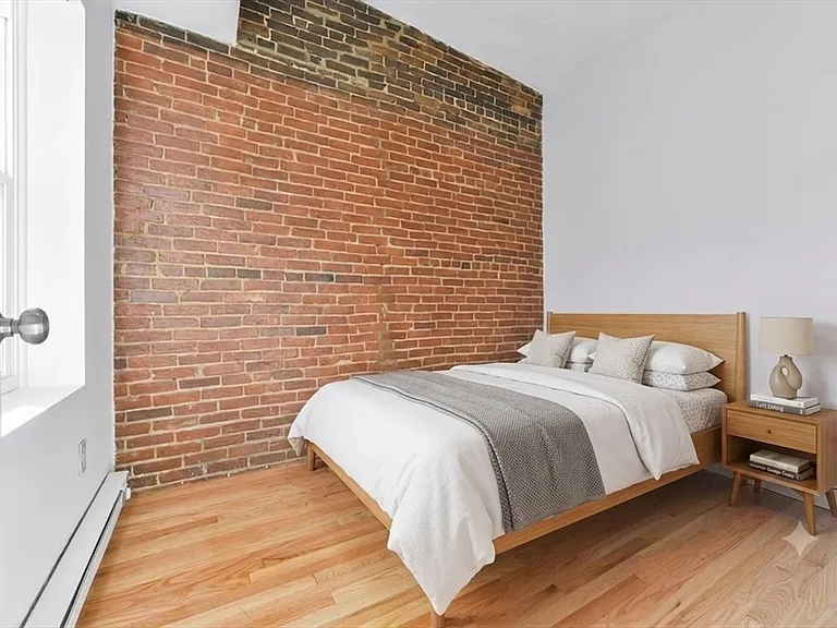159 Dorchester St #3 — Photo 10